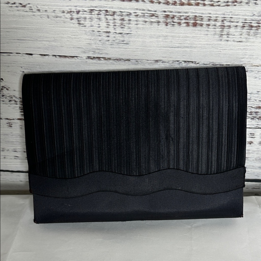 Sasha New York Black Clutch